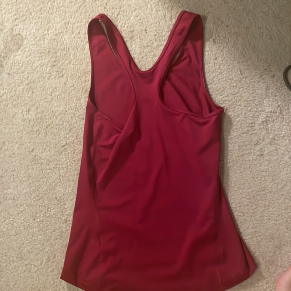 Nike Tank Top - Picture 2 of 3